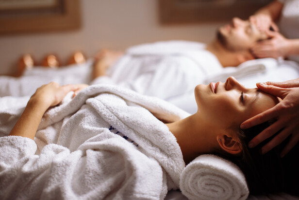 couples massage alluvia spa