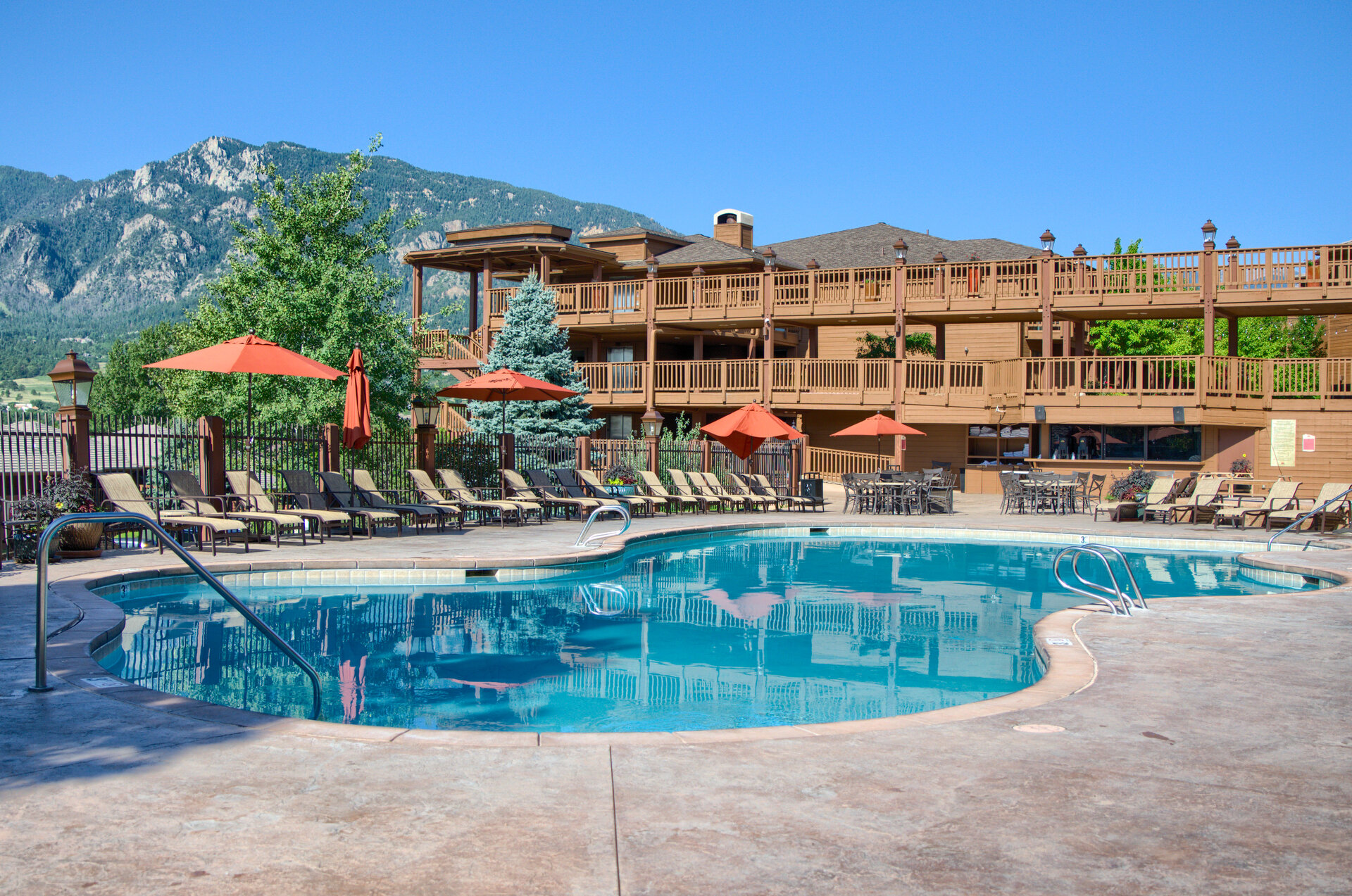 Cheyenne Mountain Resort Pool